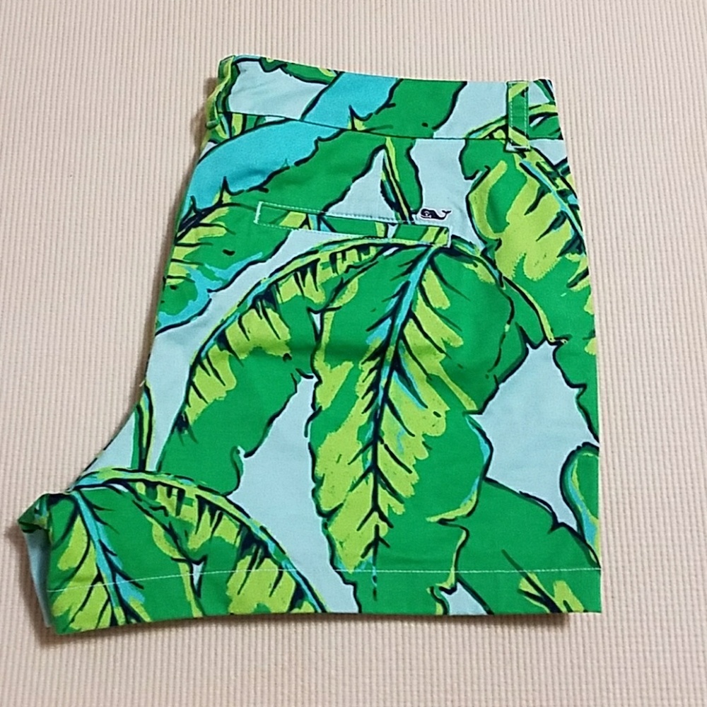 Vineyard vines shorts